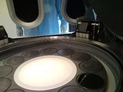 经过改造的AIX-MOVPE反应室视图